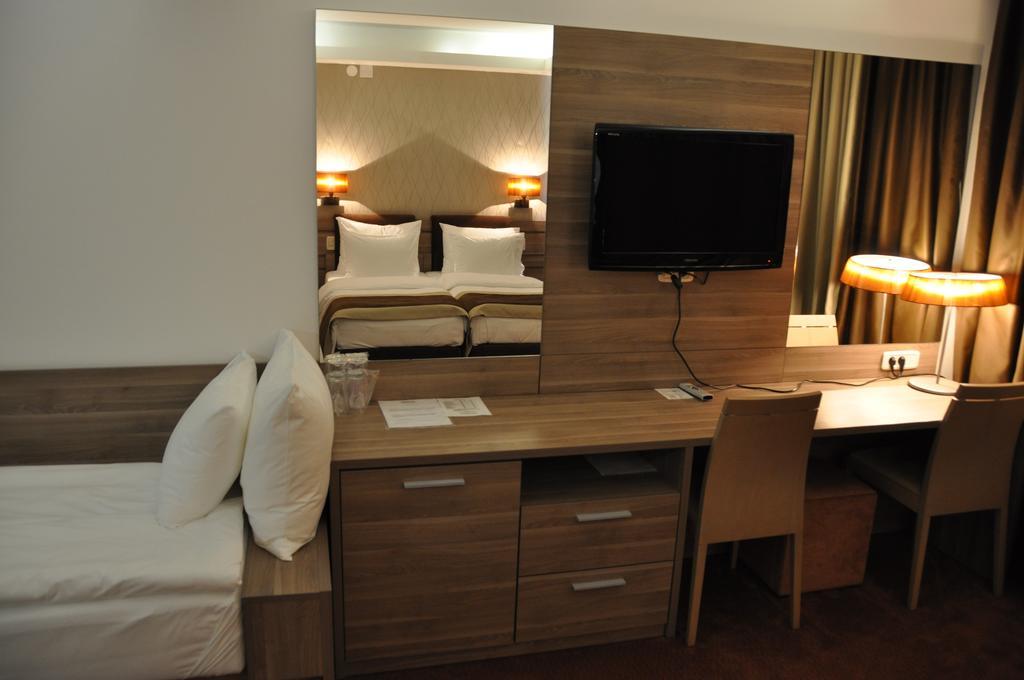 Hotel Danubia Park Veliko Gradište Rom bilde