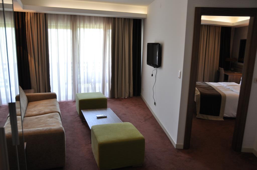 Hotel Danubia Park Veliko Gradište Rom bilde