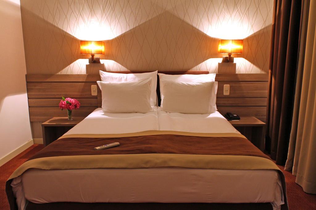 Hotel Danubia Park Veliko Gradište Rom bilde