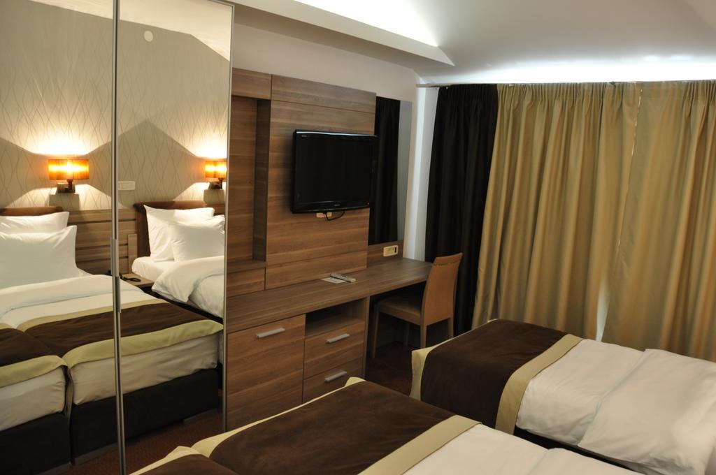 Hotel Danubia Park Veliko Gradište Rom bilde